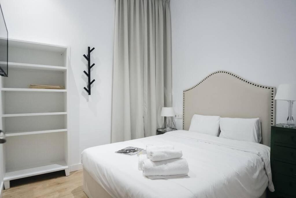 Apartamentos Plaza De Pedro Zerolo III มาดริด ภายนอก รูปภาพ
